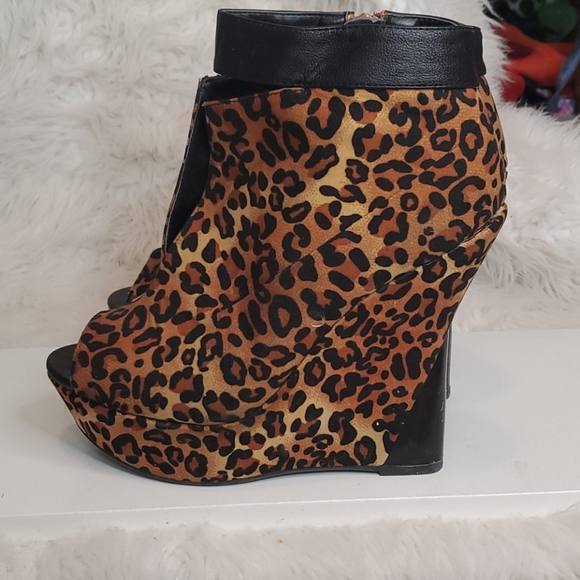 Wedges - Picture 4 of 6